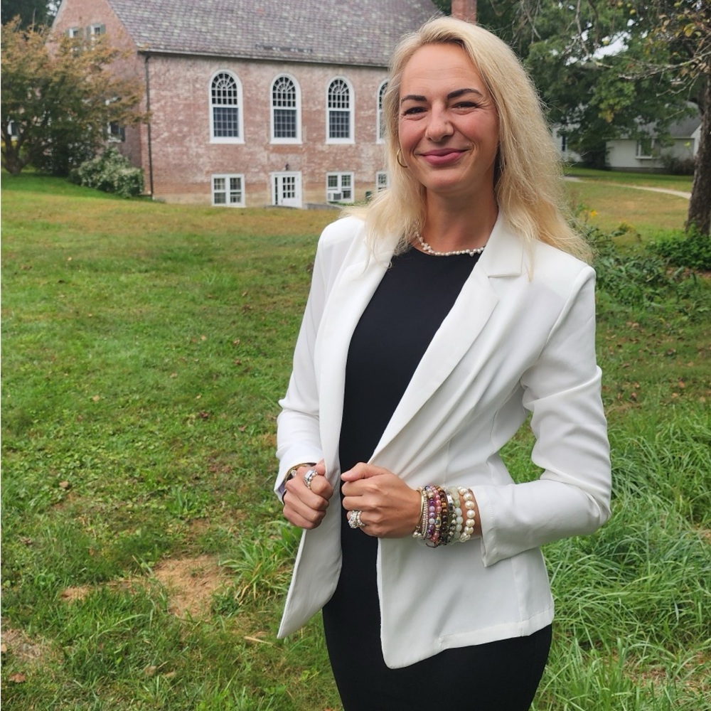 Meet your Posher, Marina